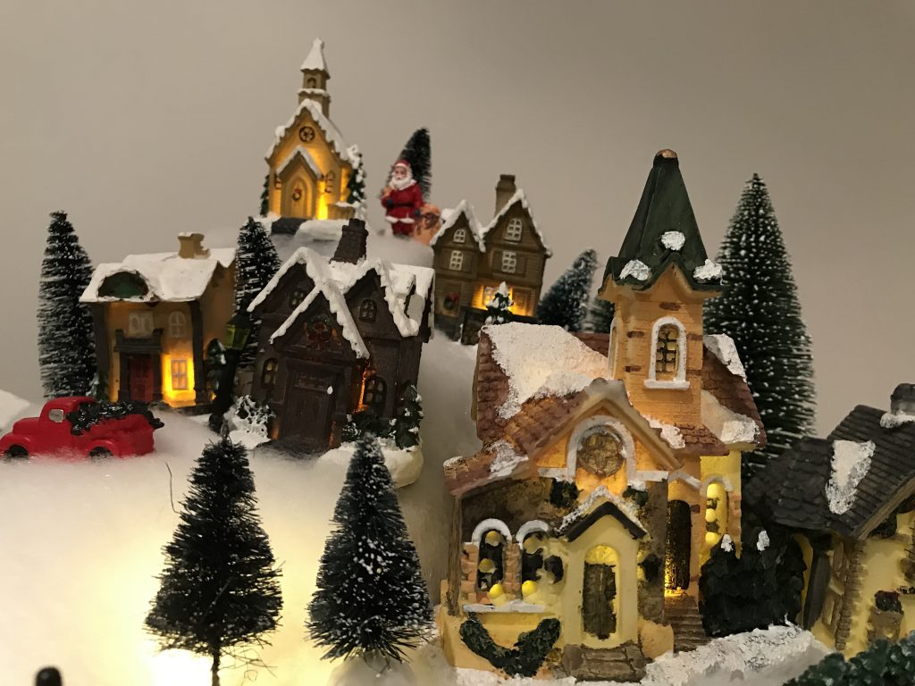 Comment créer votre propre village de Noël ? - Décors Véronneau